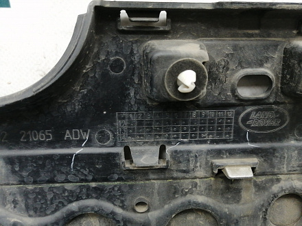 AA017418; Накладка на дверь передняя левая (CK52-21065-ADW) для Land Rover Range Rover/БУ; Оригинал; Р1, Мелкий дефект; 