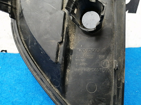 Фотография детали AA028006; Решетка переднего бампера правая; под паркт. (31294132) для Volvo/БУ; Оригинал; Р0, Хорошее; . Фото номер 3