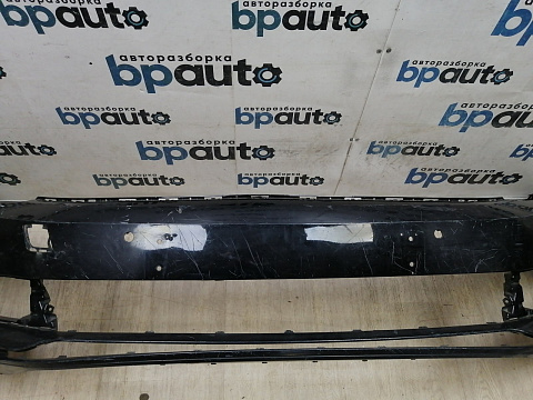 Фотография детали AA045038; Бампер передний; под паркт.; без омыват. (3G0807221) для Volkswagen Passat/БУ; Оригинал; Р1, Мелкий дефект; . Фото номер 4