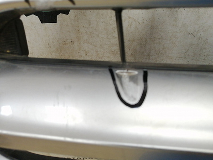 AA033722; Решетка радиатора (53111-48110) для Toyota Highlander II рест. (2010 - 2013)/БУ; Оригинал; Р2, Удовлетворительное; 