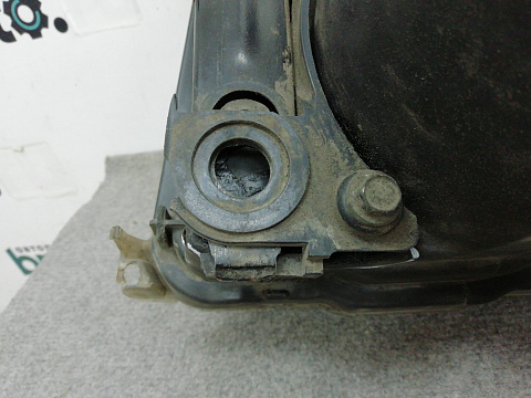 Фотография детали AA010447; Фара правая ксенон (XВC501723LZN) для Land Rover Range Rover Sport I (2005 - 2009)/БУ; Оригинал; Р1, Мелкий дефект; . Фото номер 5