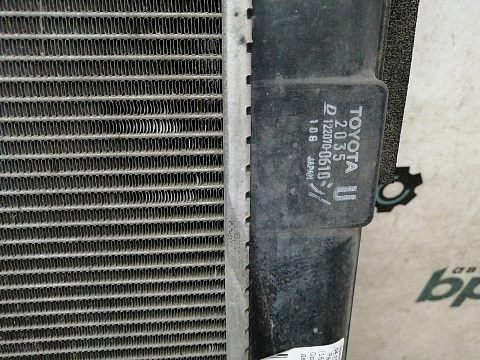 Фотография детали AA031909; Радиатор охлаждения, 400H (16041-20351) для Lexus RX II (2004 — 2008)/БУ; Оригинал; Р1, Мелкий дефект; . Фото номер 7