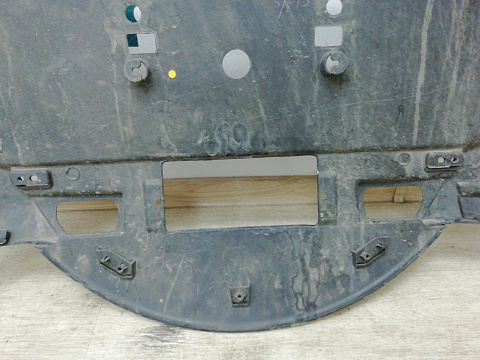 Фотография детали AA010588; Кожух запасного колеса (6430A117) для Mitsubishi Pajero/БУ; Оригинал; Р2, Удовлетворительное; . Фото номер 6