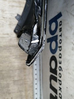 AA045410; Бампер передний; без паркт.; без омыват. (13225746) для Opel Astra/БУ; Оригинал; Р1, Мелкий дефект; 