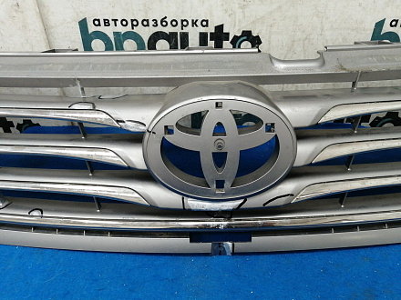 AA033737; Решетка радиатора (53101-42360) для Toyota Rav4 35 (2010 — 2013)/БУ; Оригинал; Р2, Удовлетворительное; 