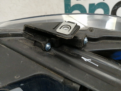 Фотография детали AA042406; Фара галоген правая (6RU941016) для Volkswagen Polo V Sedan (2010-2014)/БУ; Оригинал; Р1, Мелкий дефект; . Фото номер 11