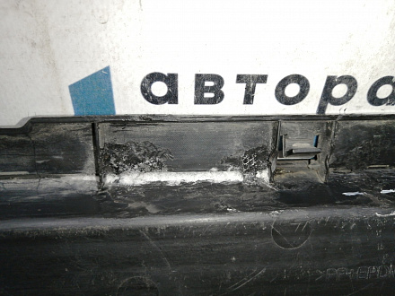 AA045105; Решетка переднего бампера (86561-1R000) для Hyundai Solaris/БУ; Оригинал; Р2, Удовлетворительное; 