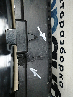 AA045882; Бампер передний; под паркт.; под омыват. (J8A2-17F003-GAW) для Land Rover Range Rover Velar L560 (2017 - 2023)/БУ; Оригинал; Р1, Мелкий дефект; 