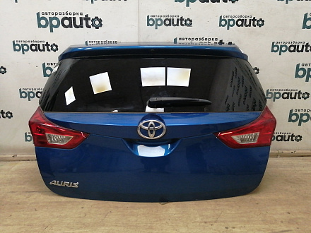 AA039124; Крышка багажника (67005-02280) для Toyota Auris II (2013 — 2015)/БУ; Оригинал; Р1, Мелкий дефект; 