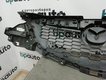 AA007853; Решетка радиатора (KD45-50712) для Mazda CX-5 I (2011-2015)/БУ; Оригинал; Р2, Удовлетворительное; 