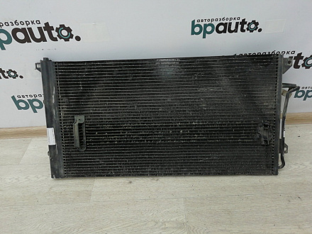 AA001312; Радиатор кондиционера (4L0 260 401 A)/БУ; Оригинал; Р1, Мелкий дефект; 