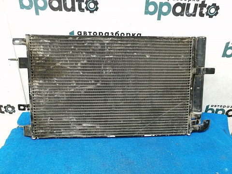 Фотография детали AA019822; Радиатор кондиционера (CX23-19710-AA) для Jaguar XF/БУ; Оригинал; Р2, Удовлетворительное; . Фото номер 2