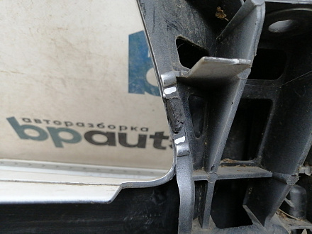 AA045519; Бампер передний; под паркт.; под омыват. (4L0 807 437 H) для Audi Q7 I рест. (2010-2015)/БУ; Оригинал; Р1, Мелкий дефект; 