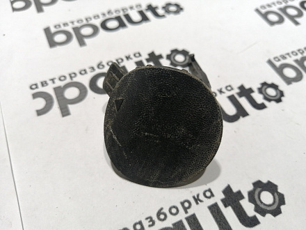 AA045445; Заглушка буксир. крюка заднего бампера (86667-M0000) для Hyundai Creta I (2016-2021)/БУ; Оригинал; Р1, Мелкий дефект; 