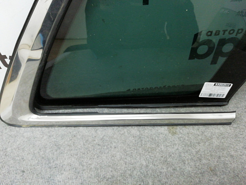 Фотография детали AA002913; Стекло в заднее правое крыло, форточка (TD11-62-950B) для Mazda CX-9 I (2006-2012)/БУ; Оригинал; Р2, Удовлетворительное; . Фото номер 2