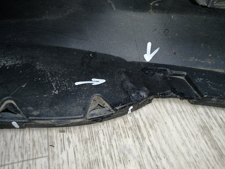 AA045410; Бампер передний; без паркт.; без омыват. (13225746) для Opel Astra/БУ; Оригинал; Р1, Мелкий дефект; 