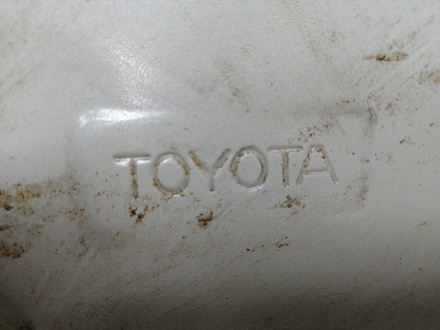 AA011174; Крышка багажника верхняя (67005-60D51) для Toyota Land Cruiser 200 рест. (2012 — 2015)/БУ; Оригинал; Р0, Хорошее; (070) Белый перламутр 3х. сл.