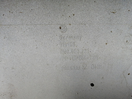 AA045457; Бампер передний, Sport-Style; без паркт.; под омыват. (5N0807221) для Volkswagen Tiguan I (2007- 2011)/БУ; Оригинал; Р1, Мелкий дефект; 