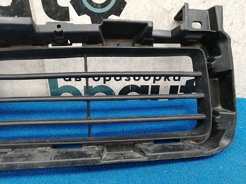 Фотография детали AA036538; Решетка переднего бампера правая (53112-60100) для Lexus GX460 II (2009 — 2013)/БУ; Оригинал; Р1, Мелкий дефект; . Фото номер 4
