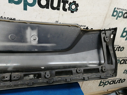 AA036210; Накладка на крышку багажника нижняя (BM51-N425A30A) для Ford Focus/БУ; Оригинал; Р2, Удовлетворительное; 