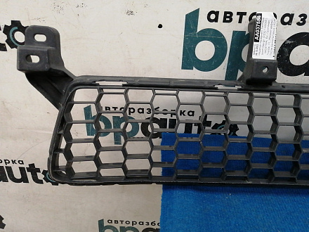 AA037584; Решетка переднего бампера, Sport Design (PZ327-60065) для Lexus LX570, LX450D рест. (2012 — 2015)/БУ; Оригинал; Р1, Мелкий дефект; 