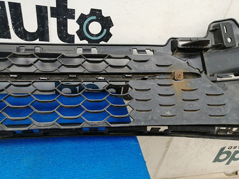 Фотография детали AA039435; Решетка переднего бампера (86561-4Y700) для Kia Rio/БУ; Оригинал; Р1, Мелкий дефект; . Фото номер 14
