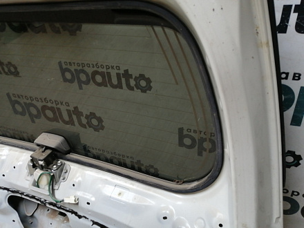 AA045271; Крышка багажника (67005-60F50) для Lexus GX460/БУ; Оригинал; Р1, Мелкий дефект; 