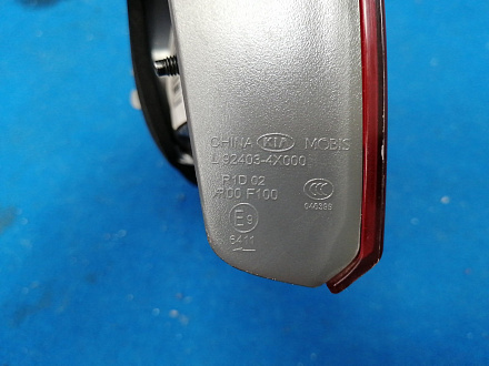 AA025130; Фонарь в крышку багажника левый (92403-4X000) для Kia Rio III Sedan (2011- 2015)/БУ; Оригинал; Р1, Мелкий дефект; 