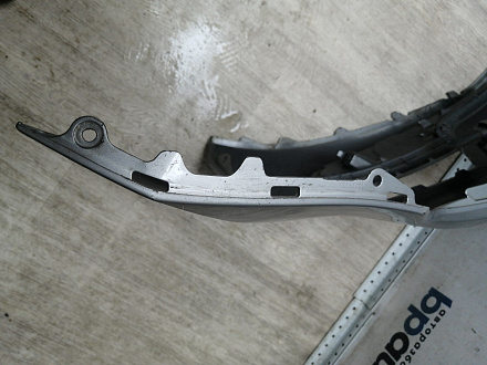 BA000224; Бампер передний; под паркт.; под омыват. (5G0807221) для Volkswagen Golf/БУ; Оригинал; Р1, Мелкий дефект; 