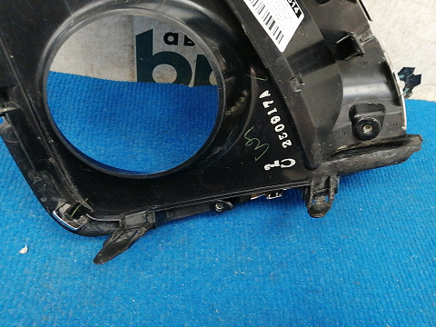 Фотография детали AA036514; Накладка ПТФ правая (52127-0K300) для Toyota Fortuner II (2015- 2020)/БУ; Оригинал; Р3, Под восстановление; . Фото номер 7