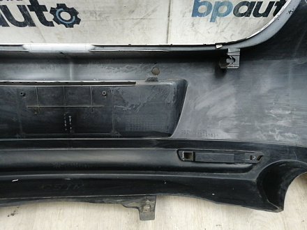 AA045942; Бампер задний; под паркт. (GS1M-50221) для Mazda 6 GH/БУ; Оригинал; Р1, Мелкий дефект; 