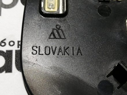 AA045096; Зеркальный элемент левый (87909-0D260) для Toyota Yaris/БУ; Оригинал; Р1, Мелкий дефект; 