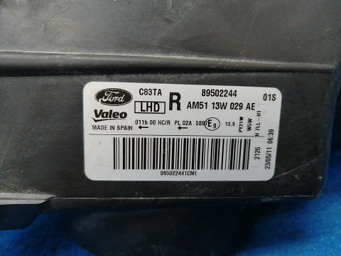 Фотография детали AA019129; Фара галоген правая (AM51-13W029-AE) для Ford C-MAX II (2010-2015)/БУ; Оригинал; Р1, Мелкий дефект; . Фото номер 10