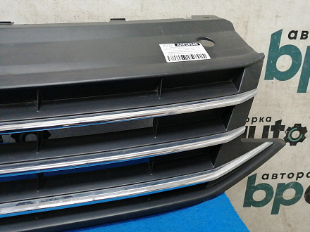 AA028240; Решетка радиатора (6RU853653B) для Volkswagen Polo V рест. Sedan (2015-2020)/БУ; Оригинал; Р2, Удовлетворительное; 
