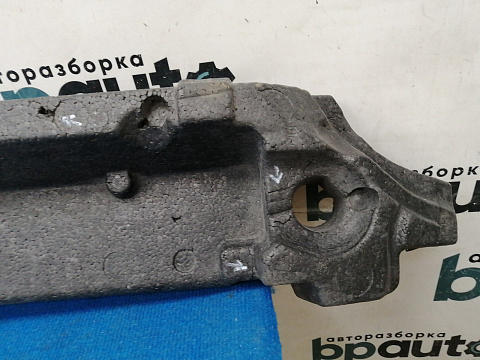 Фотография детали AA037474; Абсорбер переднего бампера (GX73-17E898-AA) для Jaguar XE I (2015-2019)/БУ; Оригинал; Р1, Мелкий дефект; . Фото номер 2