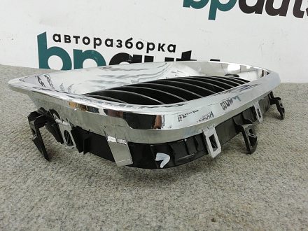 Решетка радиатора правая хром БМВ 5 серия V Sedan Е60 2002-2007, новая с дефектом, фото 2