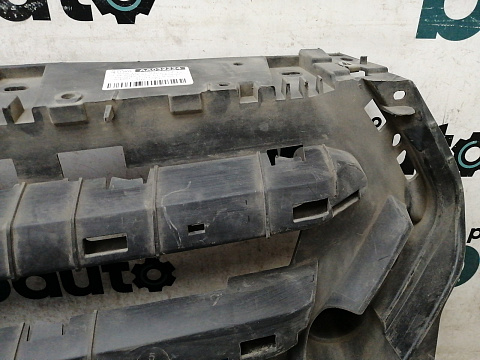 Фотография детали AA032224; Каркас решетки радиатора (GV44-8A164-A) для Ford Kuga II рест. (2016-2019)/БУ; Оригинал; Р1, Мелкий дефект; . Фото номер 2