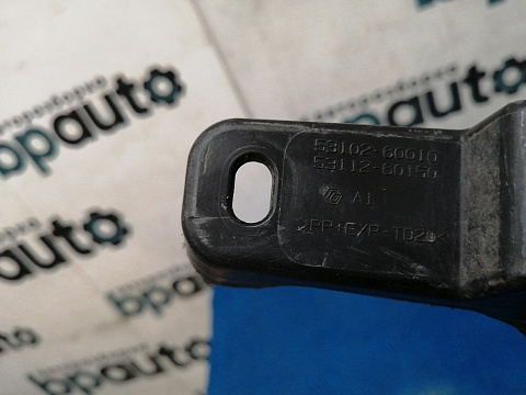 Фотография детали AA038709; Решетка переднего бампера (53102-60010) для Lexus LX570, LX450D рест. (2012 — 2015)/БУ; Оригинал; Р1, Мелкий дефект; . Фото номер 17