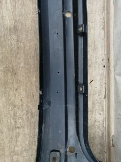 AA034295; Бампер задний, матовый; под паркт. (8450000257) для Lada Largus I (2012 — 2021)/БУ; Оригинал; Р1, Мелкий дефект; 