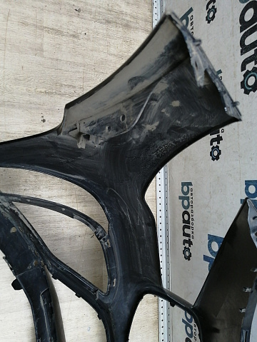 Фотография детали AA044846; Бампер передний; под паркт.; без омыват. (A1188853901) для Mercedes-Benz CLA-klasse II (C118, X118) (2019-2023)/БУ; Оригинал; Р1, Мелкий дефект; . Фото номер 25