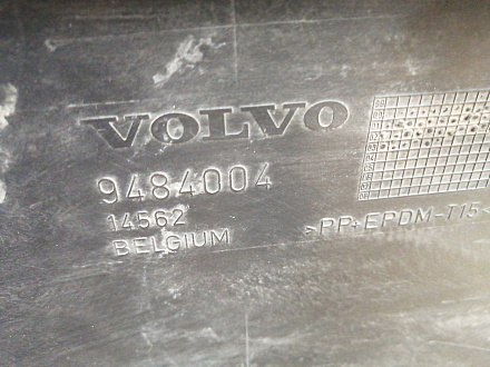 AA033847; Бампер задний; без паркт. (9484004) для Volvo S60 I (2000-2004)/БУ; Оригинал; Р1, Мелкий дефект; 