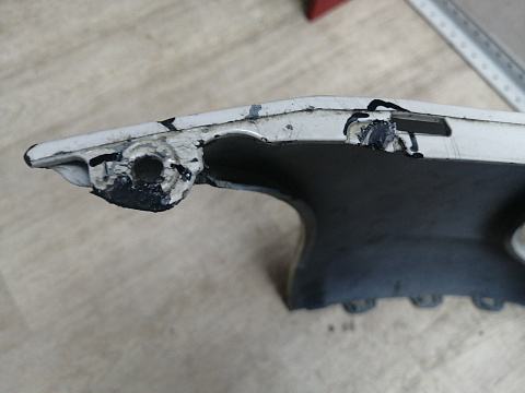 Фотография детали AA045713; Бампер передний, GTI; под паркт.; под омыват. (5K0807221T) для Volkswagen Golf/БУ; Оригинал; Р1, Мелкий дефект; . Фото номер 14