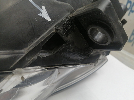 AA046038; Фара галоген правая (3C0941006 AB) для Volkswagen Passat/БУ; Оригинал; Р1, Мелкий дефект; 