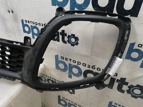 Фотография детали AA044973; Решетка переднего бампера (86569-1Y300) для Kia Picanto II 3D (2011-2015)/БУ; Оригинал; Р1, Мелкий дефект; . Фото номер 2