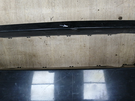 AA045300; Бампер передний; под паркт.; под омыват. (51117178068) для BMW 5 серия Е60 Е61/БУ; Оригинал; Р1, Мелкий дефект; 