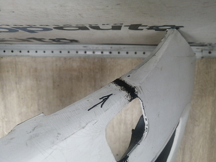 AA046046; Бампер передний; без паркт.; под омыват. (9674576177) для Peugeot 308 I рест. (2011-2015)/БУ; Оригинал; Р2, Удовлетворительное; 