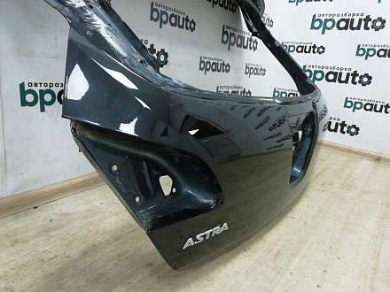 AA009525; Крышка багажника (13288625) для Opel Astra/БУ; Оригинал; Р0, Хорошее; (GAR, 22С) Черный перл.
