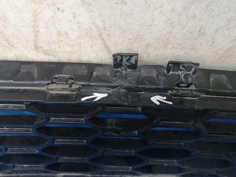 Фотография детали AA030089; Решетка переднего бампера центр. M Sport (51118064930) для BMW 5 серия G30 G31/БУ; Оригинал; Р1, Мелкий дефект; . Фото номер 9