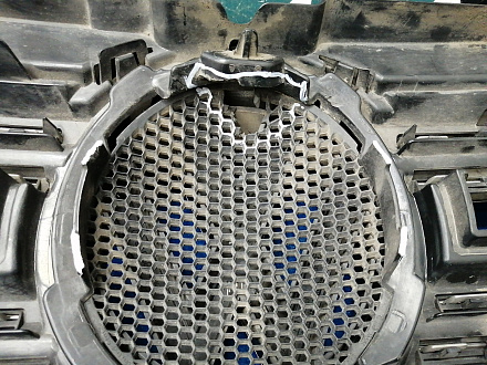 AA031011; Решетка радиатора (5N0853653E) для Volkswagen Tiguan I рест. (2011- 2016)/БУ; Оригинал; Р2, Удовлетворительное; 