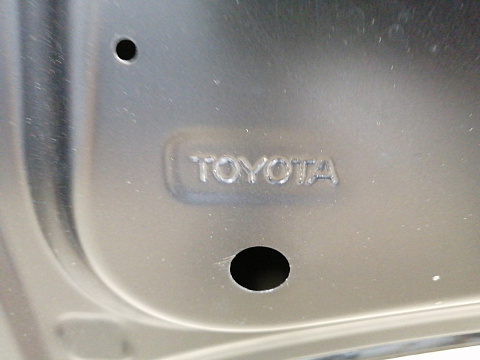 Фотография детали AA029406; Капот (53301-F4010) для Toyota C-HR/БУ; Оригинал; Р2, Удовлетворительное; . Фото номер 19